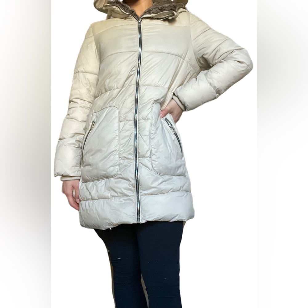 Pull & Bear Long Puffer Hooded Coat with Fur Lining size L
